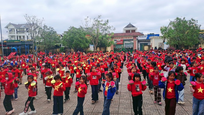 Hoạt động ngoài giờ lên lớp