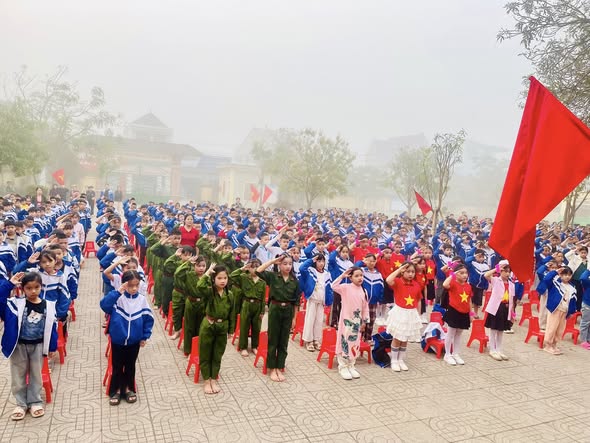 Sinh hoạt Liên đội, trường TH Diễn Thọ tổ chức hội thi kể chuyện cho các bạn học sinh khối 3.